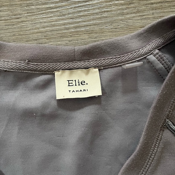 Elie Tahari Women’s V-Neck Sweater in Taupe with Sparkle Seam Accents - Picture 5 of 10